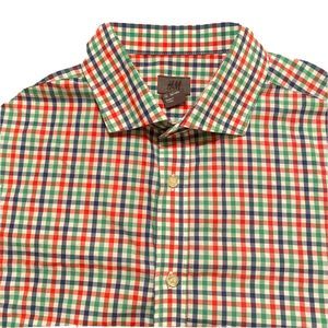H&M Men's Long Sleeve Button Up Shirt Size L Slim Fit - Red Blue Green Checkered
